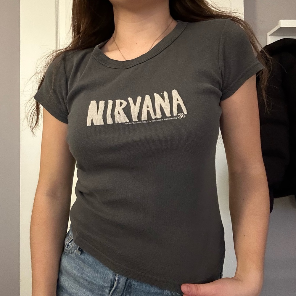 Brandy Melville - John Galt Gray Nirvana Baby Tee